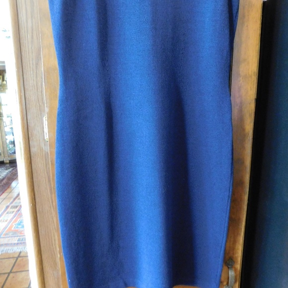 St. John Collection Basic - Picture 5 of 6